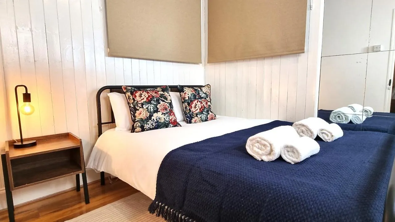 런던 3 Bed Flat O2 Arena Dyson House 아파트